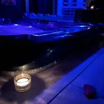 La Suite Grenoble Spa Jacuzzi Et Sauna Privatif